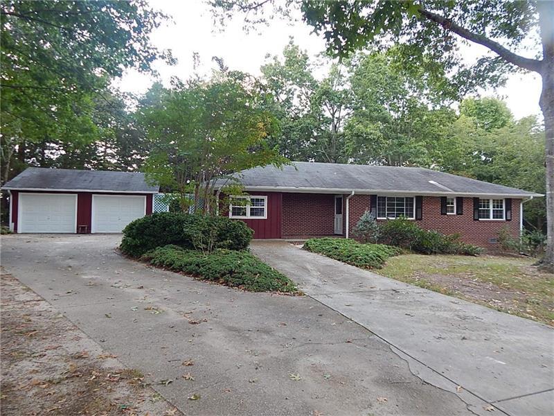 122 Hall Street, Hoschton, GA 30548 (MLS #5758093) :: North Atlanta Home Team