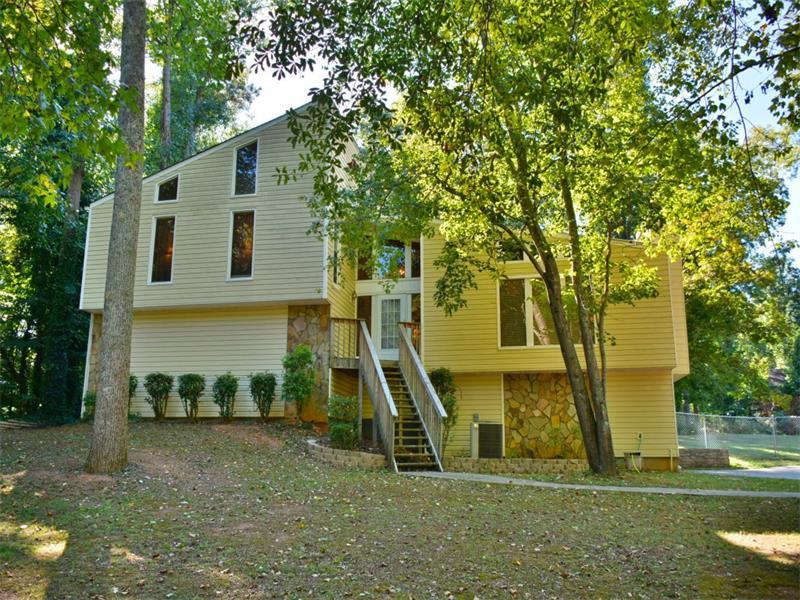 2865 Hembree Road NE, Marietta, GA 30062 (MLS #5758379) :: North Atlanta Home Team