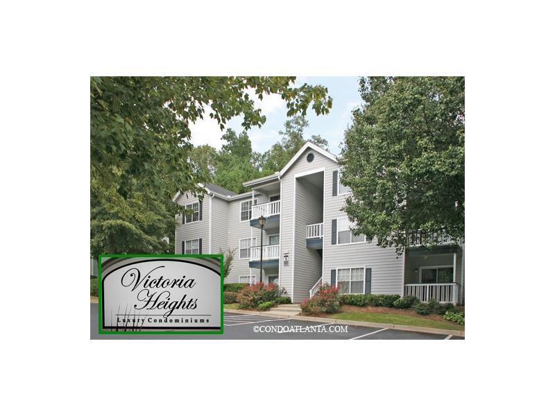 8303 Santa Fe Parkway, Sandy Springs, GA 30350 (MLS #5758883) :: North Atlanta Home Team