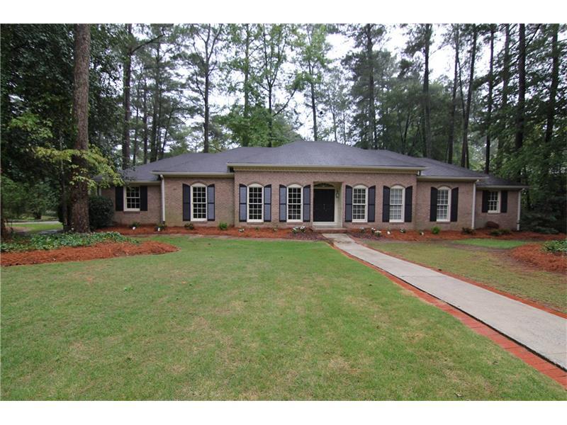 1563 Brawley Circle NE, Brookhaven, GA 30319 (MLS #5758956) :: North Atlanta Home Team
