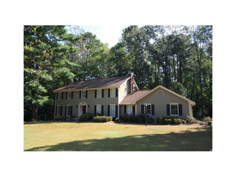 1827 Forest Springs Court, Dunwoody, GA 30338 (MLS #5759774) :: North Atlanta Home Team