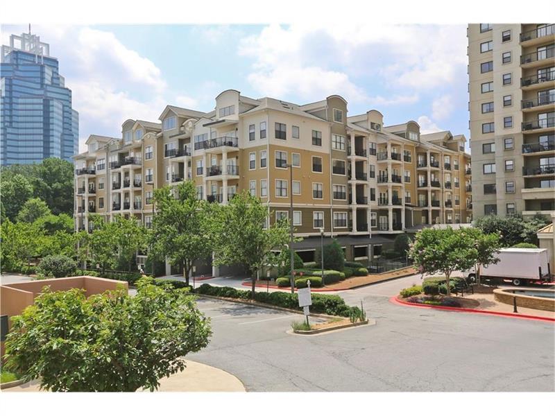 799 Hammond Drive #126, Atlanta, GA 30328 (MLS #5759896) :: North Atlanta Home Team