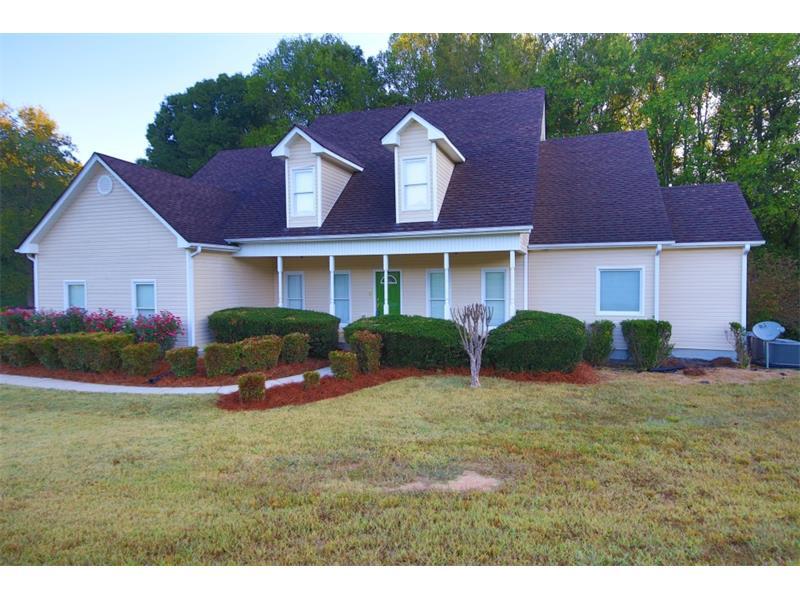 7394 Log Cabin Road, Cumming, GA 30028 (MLS #5759936) :: North Atlanta Home Team