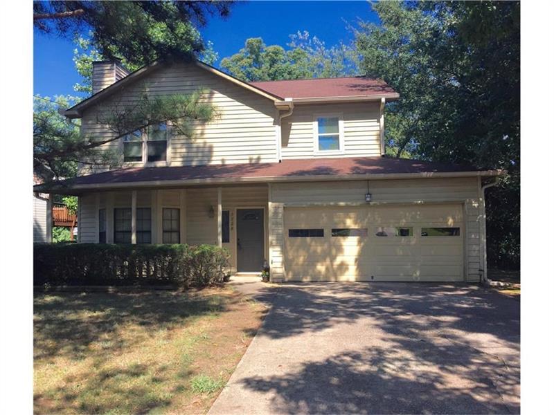 1728 Eric Circle, Lawrenceville, GA 30043 (MLS #5760597) :: North Atlanta Home Team