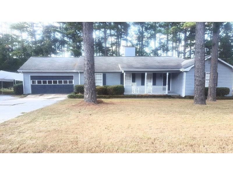 1009 Gate Post Lane, Lawrenceville, GA 30044 (MLS #5760764) :: North Atlanta Home Team