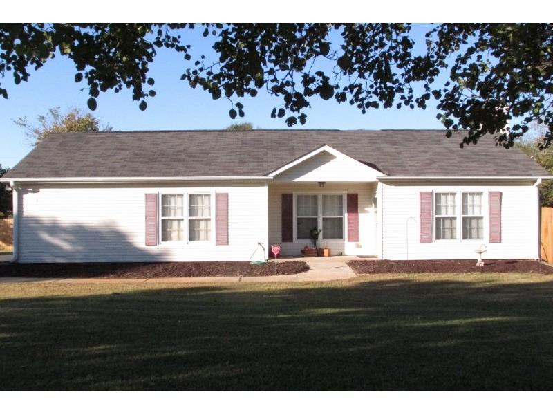2775 Milton Bryan Drive, Loganville, GA 30052 (MLS #5760850) :: North Atlanta Home Team