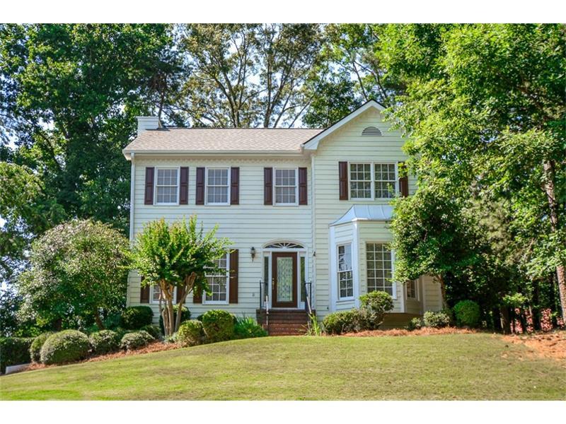 5832 Kimberly Beth Place, Sugar Hill, GA 30518 (MLS #5760865) :: North Atlanta Home Team