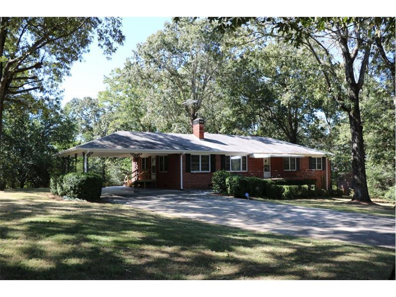 689 Sunset Boulevard, Gainesville, GA 30501 (MLS #5761009) :: North Atlanta Home Team