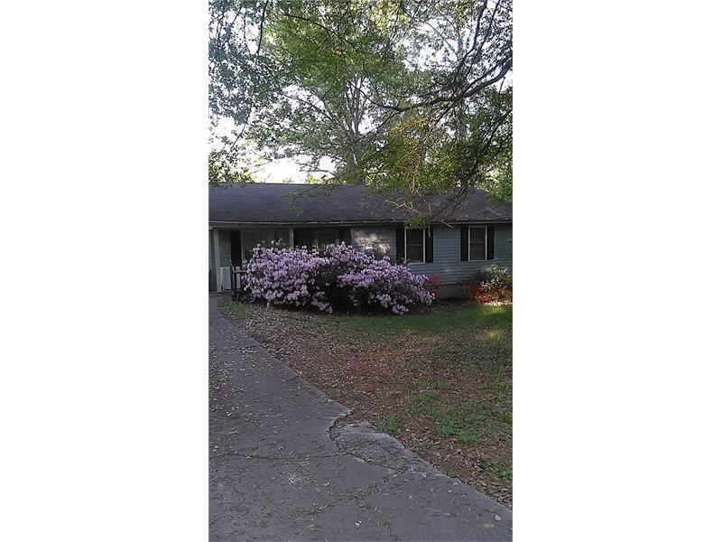 1124 Pine Crest Terrace, Alpharetta, GA 30004 (MLS #5761510) :: North Atlanta Home Team