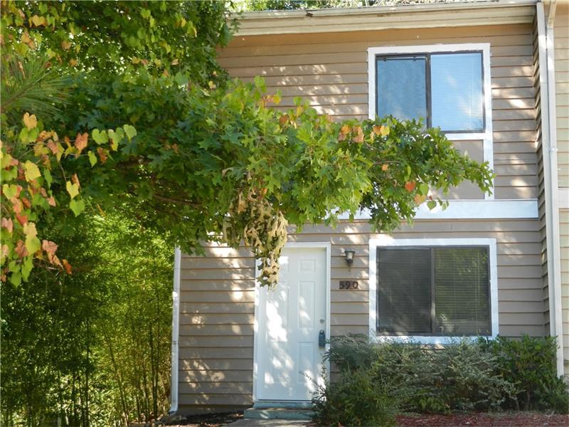 590 Northridge Crossing Drive, Sandy Springs, GA 30350 (MLS #5761770) :: North Atlanta Home Team