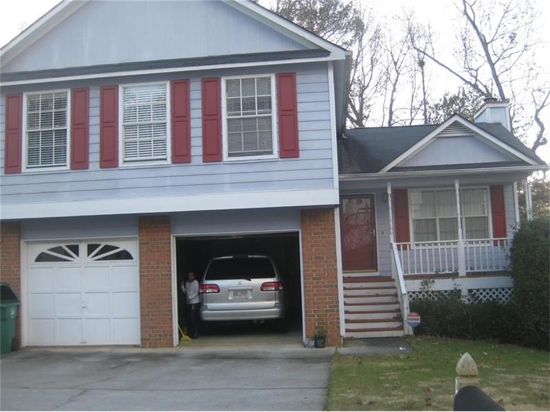 4923 Windsor Downs Lane, Decatur, GA 30035 (MLS #5762818) :: North Atlanta Home Team