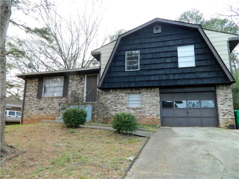 1442 High Meadow Drive, Stone Mountain, GA 30083 (MLS #5763147) :: North Atlanta Home Team