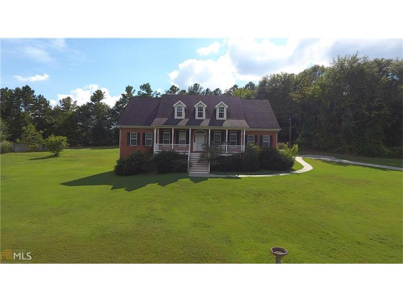 440 Hope Hollow Road, Loganville, GA 30052 (MLS #5790304) :: Carrington Real Estate Services