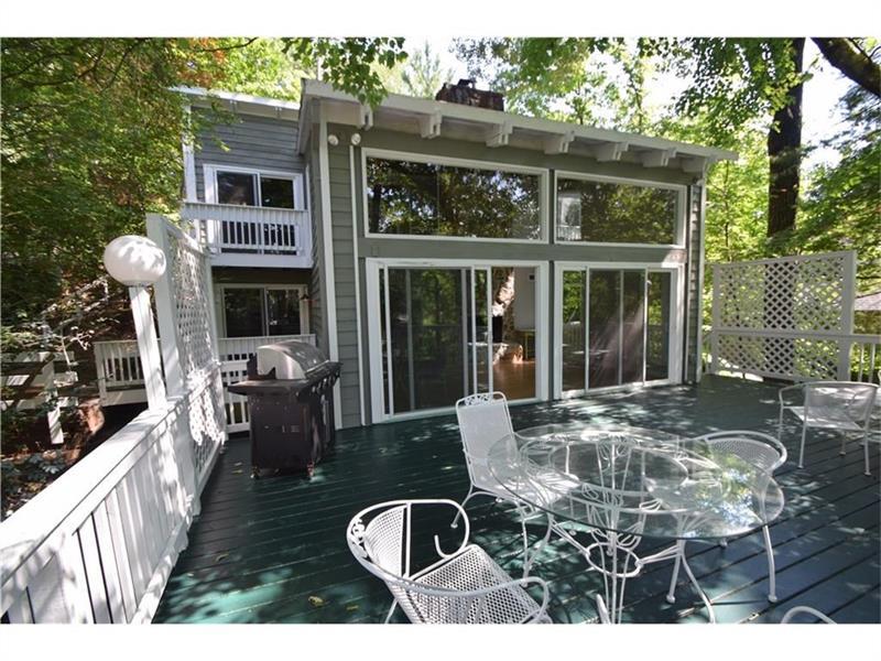 610 Hilltop Lane - Photo 1