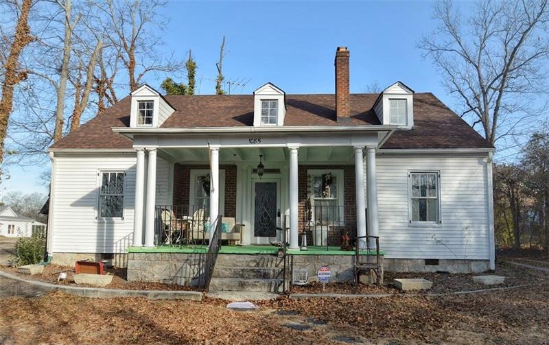 1085 Main Street - Photo 1