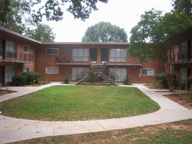 1135 Woodland Avenue - Photo 1