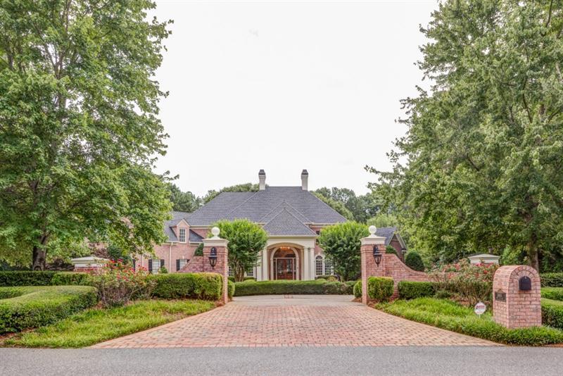 10650 Montclair Way - Photo 1