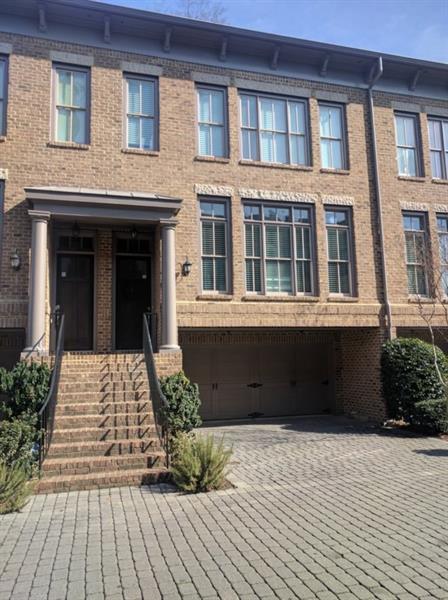 811 Highland Green Way - Photo 1