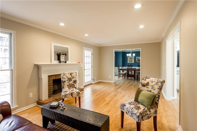 150 Hickory Walk - Photo 1