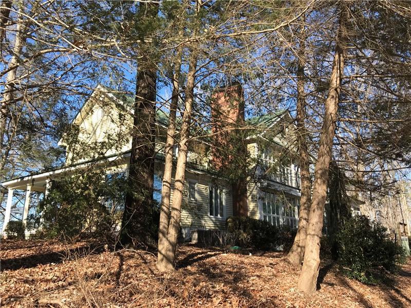 612 Hanging Dog Road - Photo 1