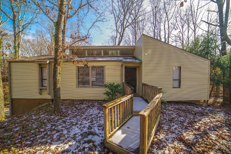 2695 Wendy Lane - Photo 1