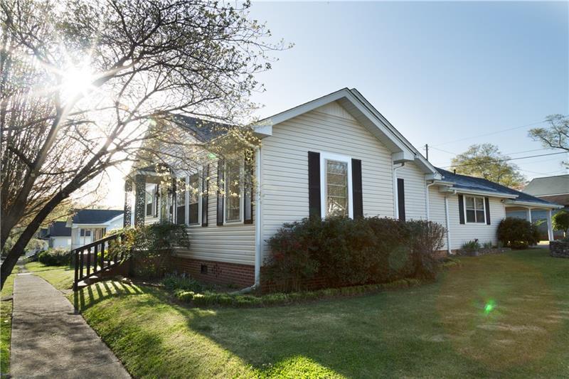 10 3rd Street - Photo 1