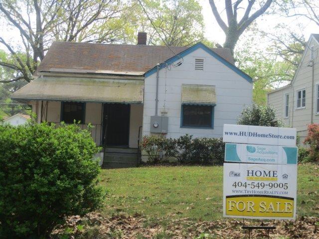 2569 Eastwood Drive - Photo 1