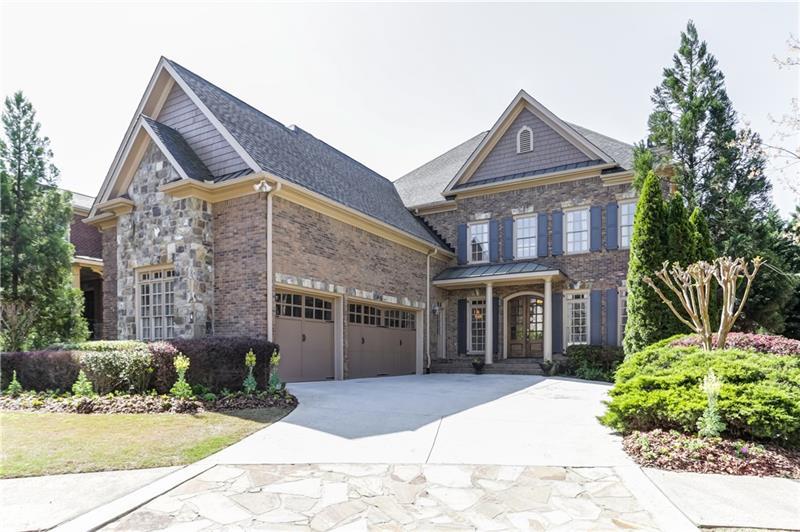 875 Glengate Place - Photo 1