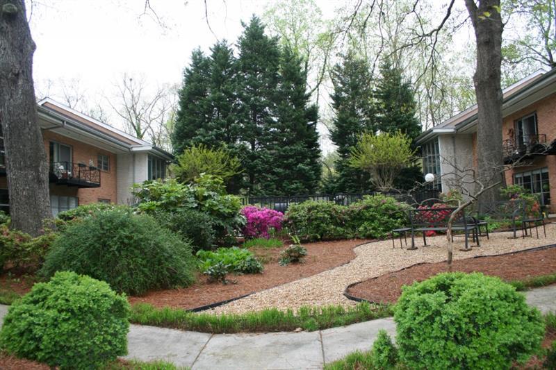 1230 Woodland Avenue - Photo 1