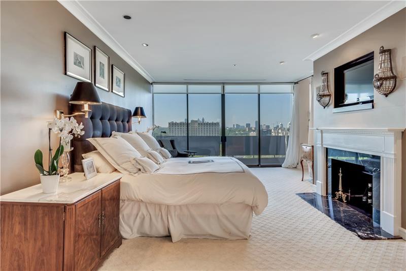 2575 Peachtree Road - Photo 1