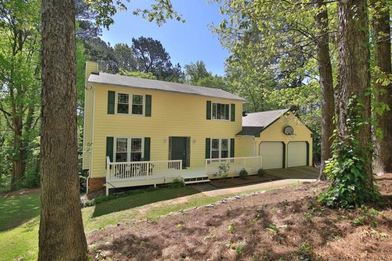 1073 Chartley Drive - Photo 1