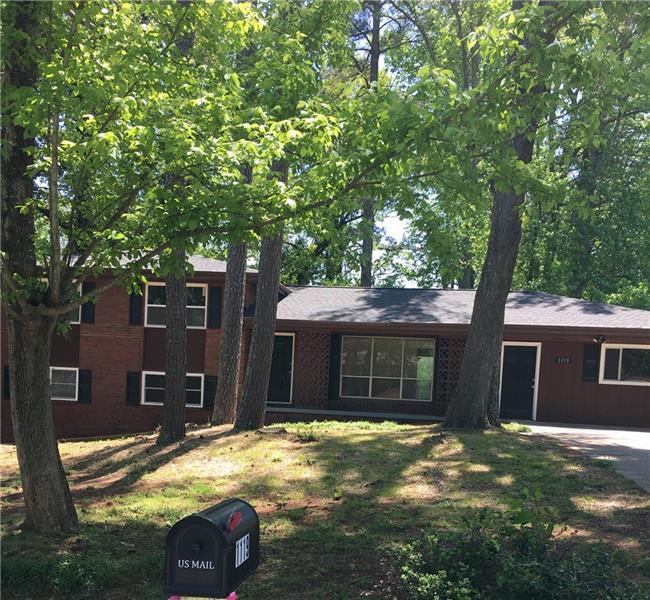 1119 Amelia Drive - Photo 1