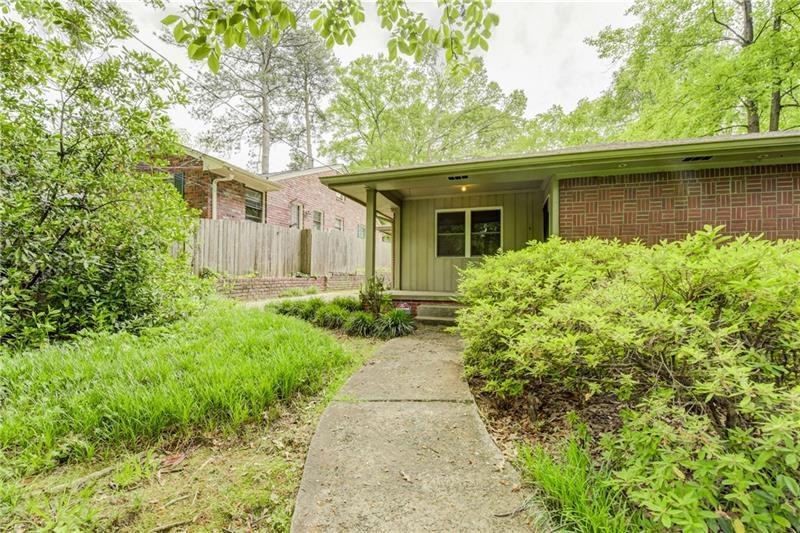141 Lindbergh Drive - Photo 1