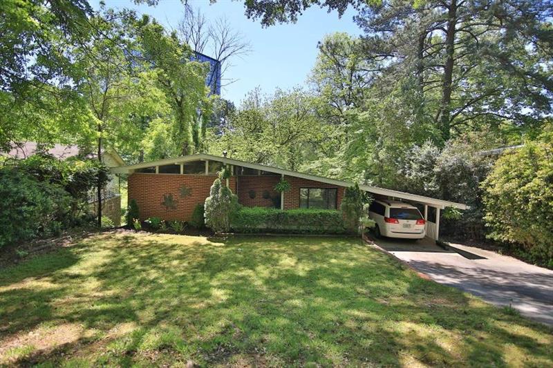 1989 Mcjenkin Drive - Photo 1
