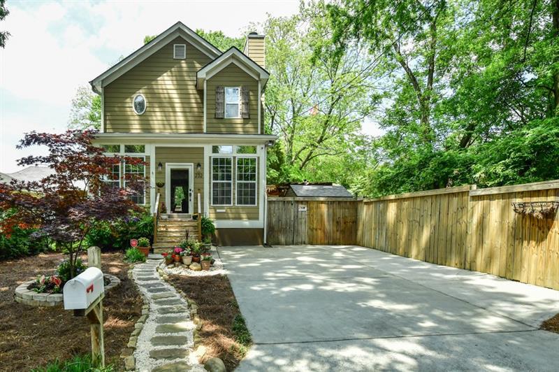 232 Clarke Street - Photo 1