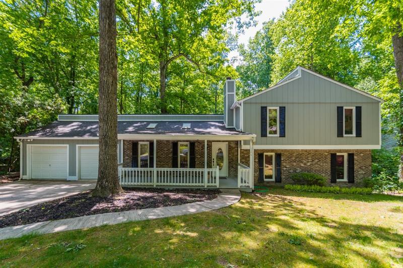 120 Hunting Creek Drive - Photo 1
