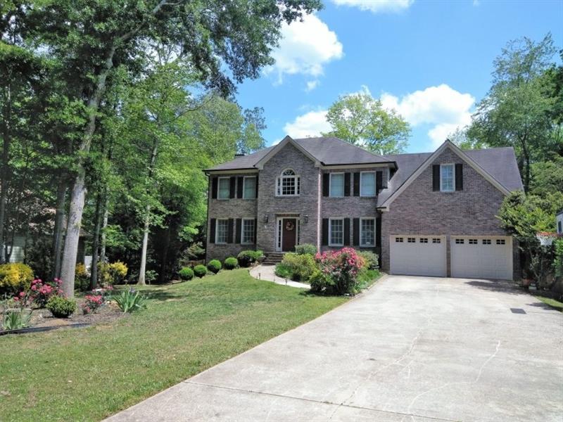 414 Lakeview Lane - Photo 1