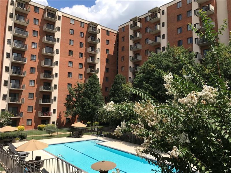 300 Johnson Ferry Road - Photo 1