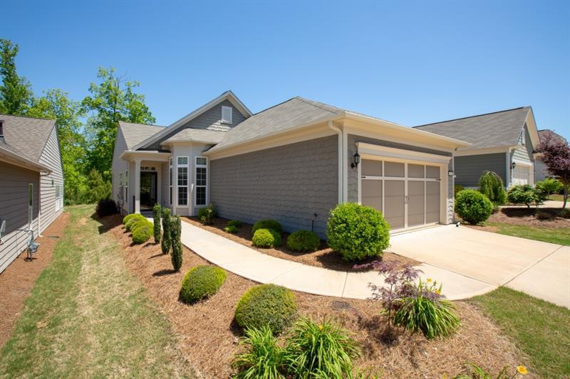 307 Sandy Springs Drive - Photo 1