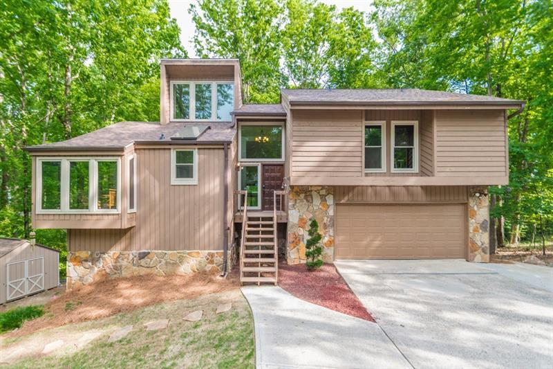 2664 Stonebrook Court - Photo 1