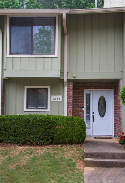 2191 Surrey Court - Photo 1