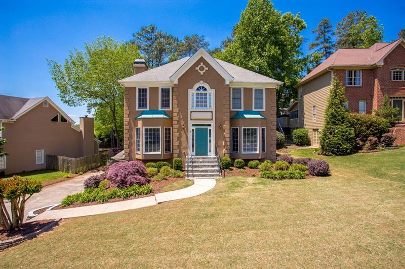 546 Chapman Lane - Photo 1
