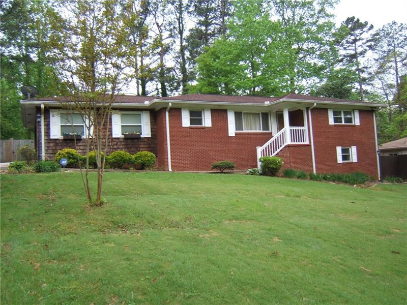 132 Douglas Drive - Photo 1