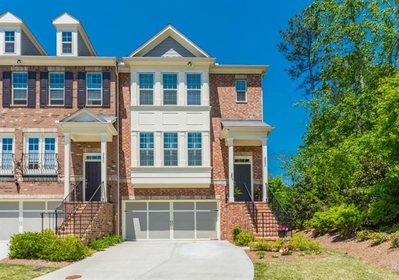 3592 Adelaide Crossing - Photo 1