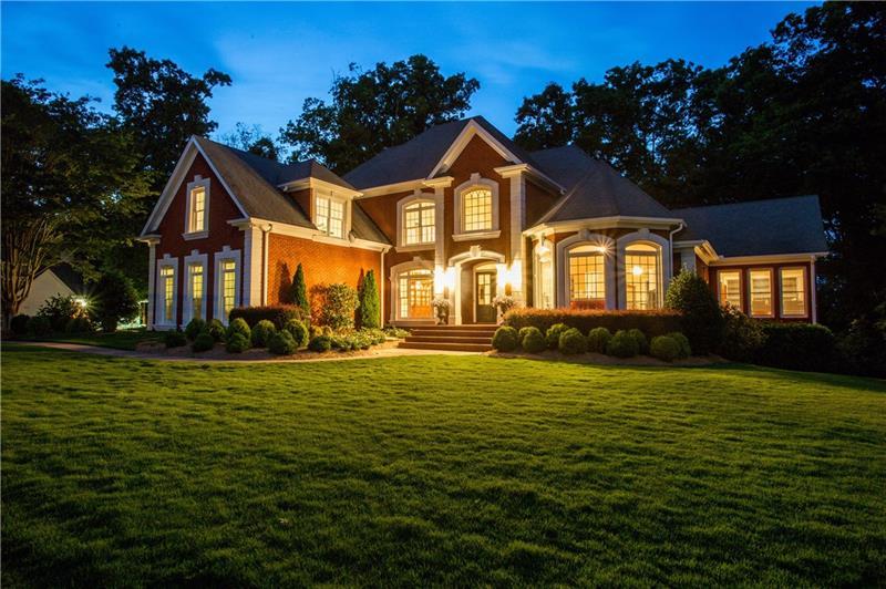 1360 Summit Road - Photo 1