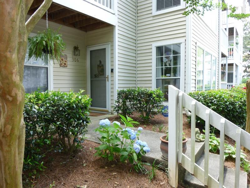 306 Gettysburg Place - Photo 1