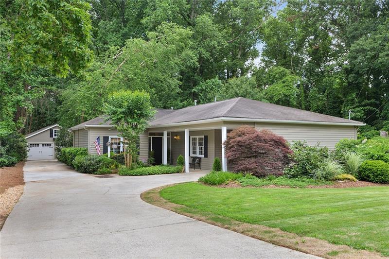 397 Maple Avenue - Photo 1