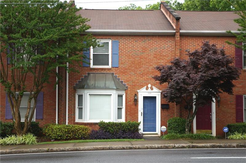 528 Commerce Drive - Photo 1