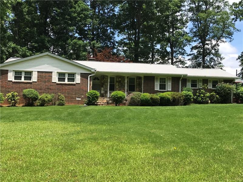 1100 Clay Road - Photo 1