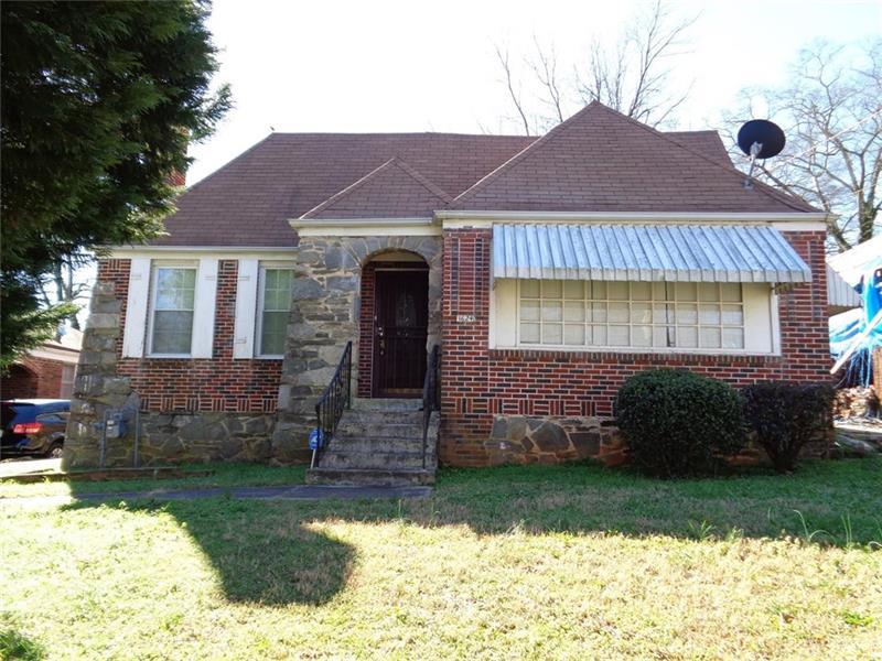 1624 Beecher Street - Photo 1